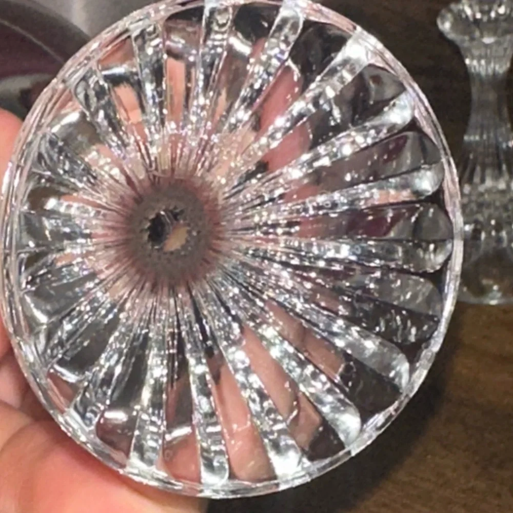 Mikasa "The Ritz" Wine Glasses - Picture 5 of 10